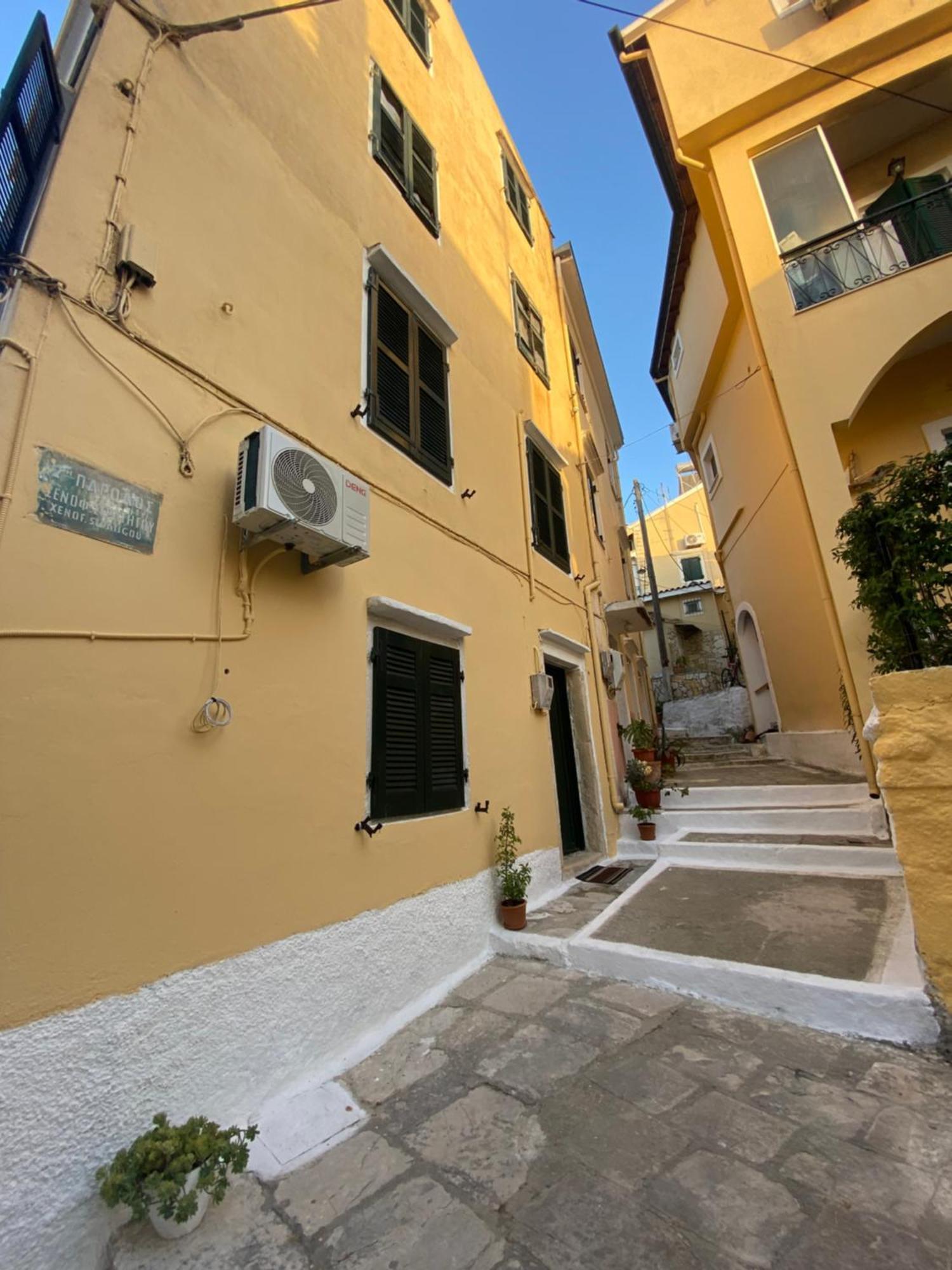 Corfu Port Art Studios Экстерьер фото