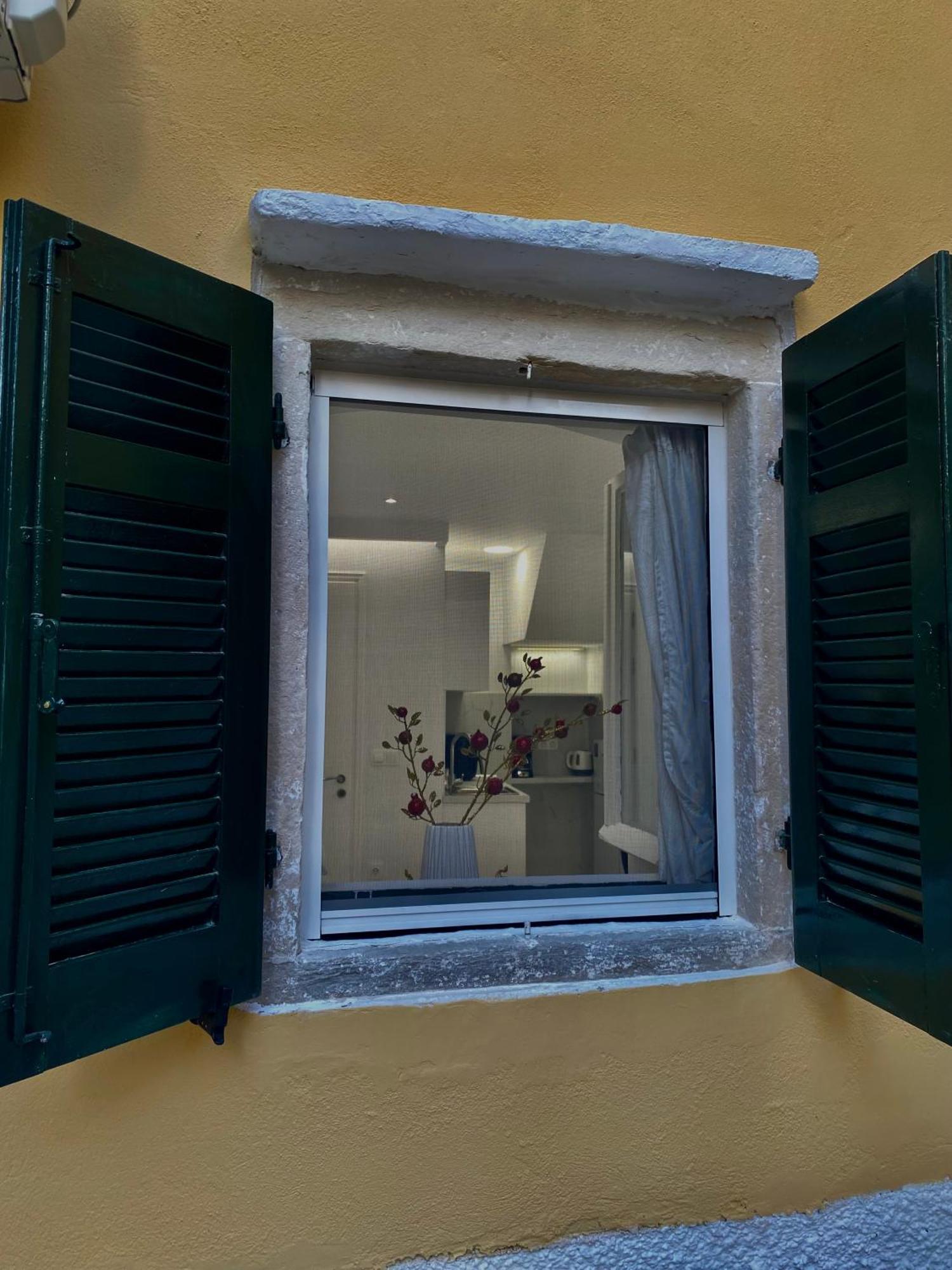 Corfu Port Art Studios Экстерьер фото