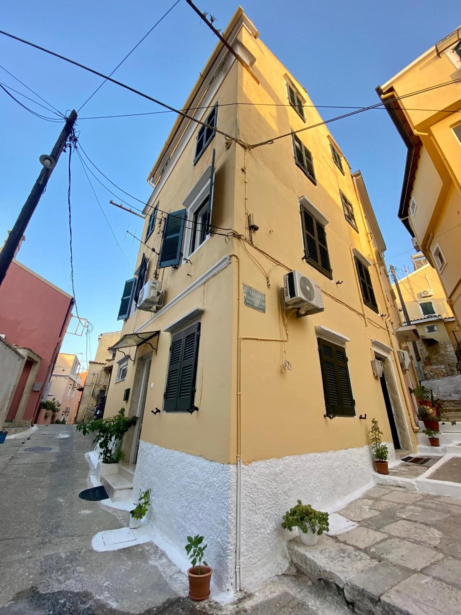 Corfu Port Art Studios Экстерьер фото